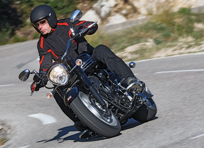 Front Yamaha XV 1900A Midnight Star