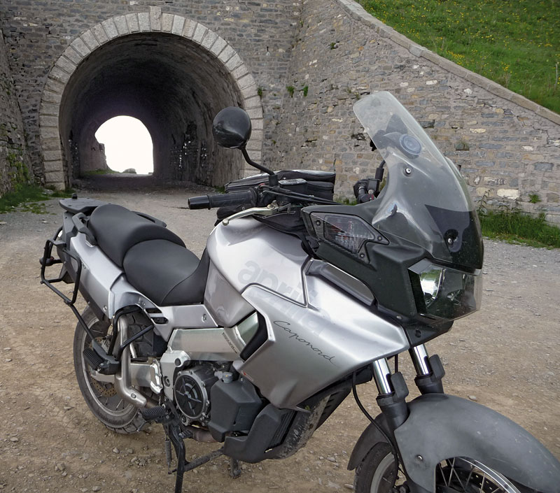 Aprilia-Caponord-Front