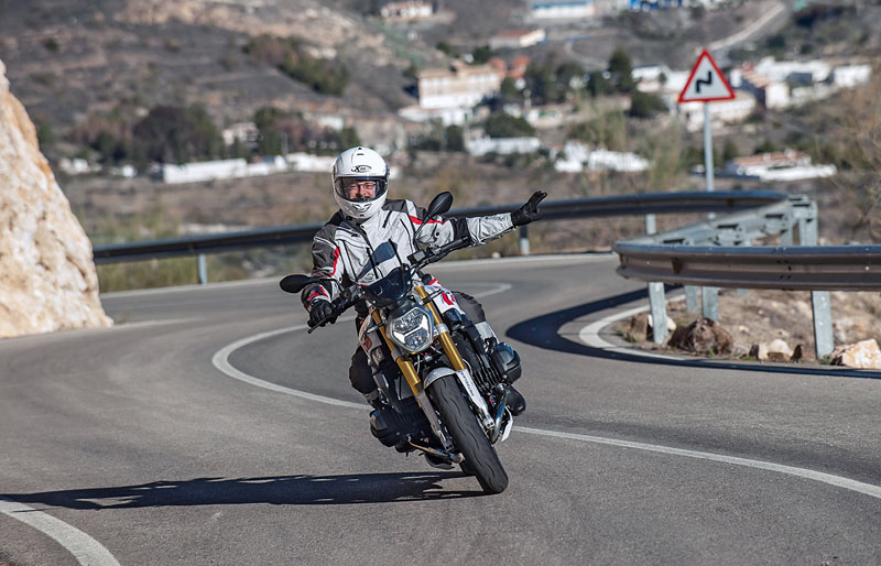 Landstrasse R 1200 R