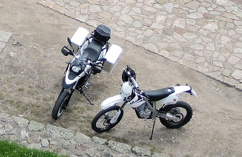 AJP PR BMW Sertao Vergleich