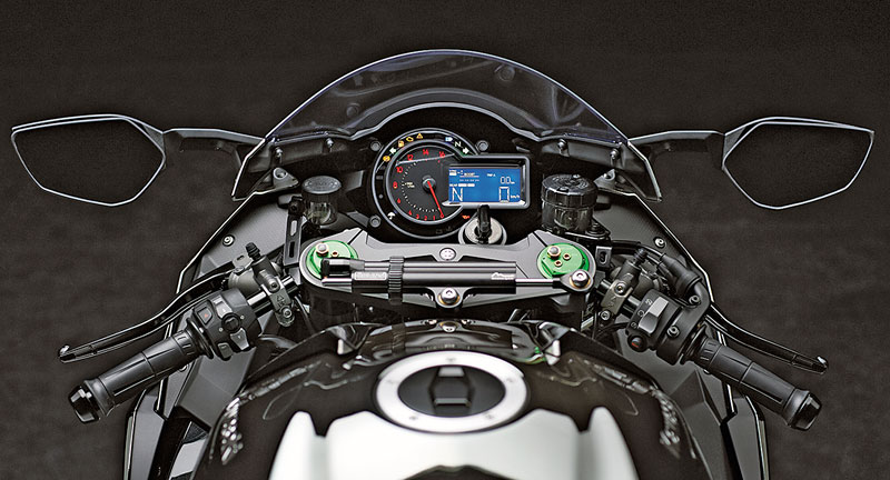 Kawasaki H2 Cockpit