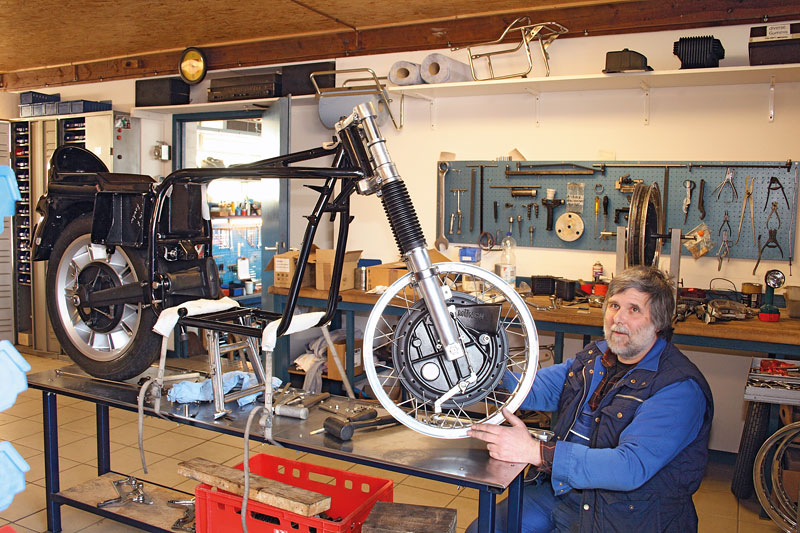 Rolf Damen restauration einer Muench 4