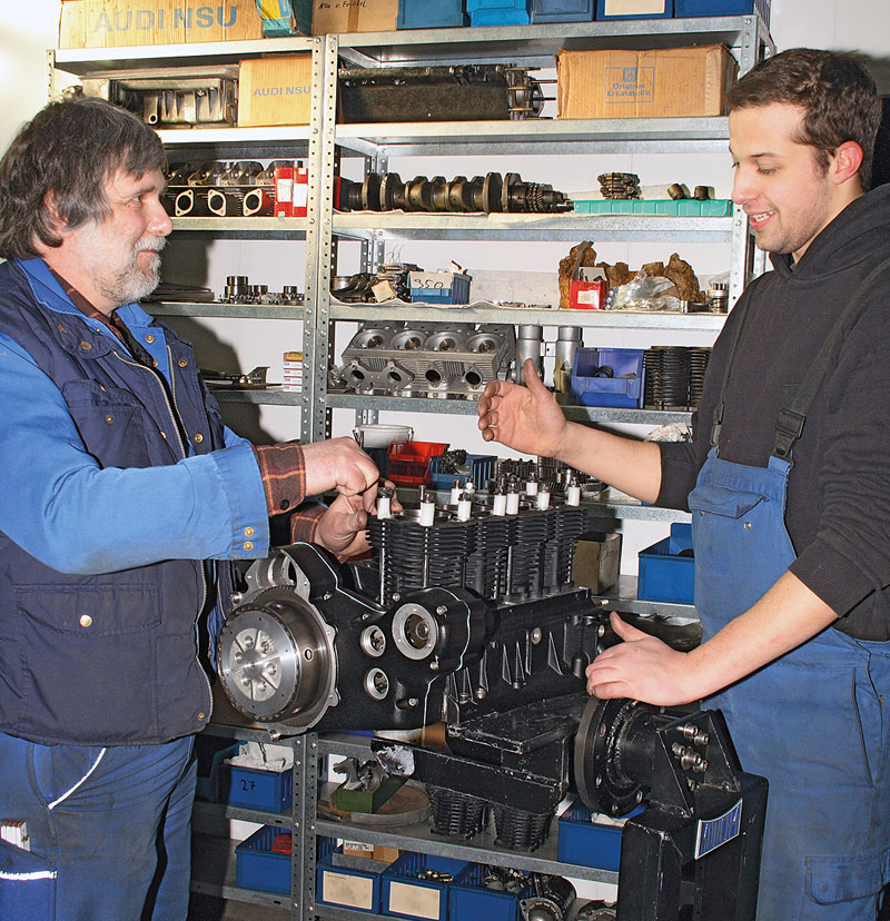 Triebwerk Ueberholung Damen und Lehrling