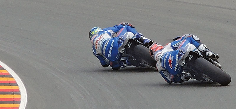 Sachsenring MotoGP2015 Beeindruckende Schraeglage