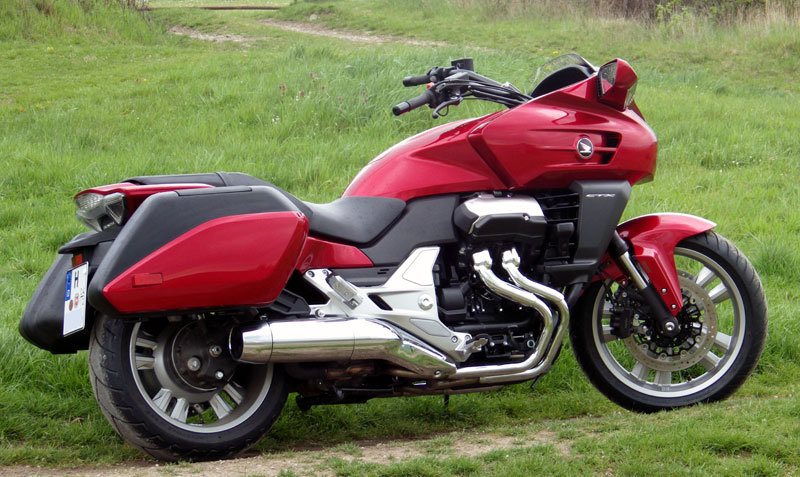 Honda CTX 1300 rechts