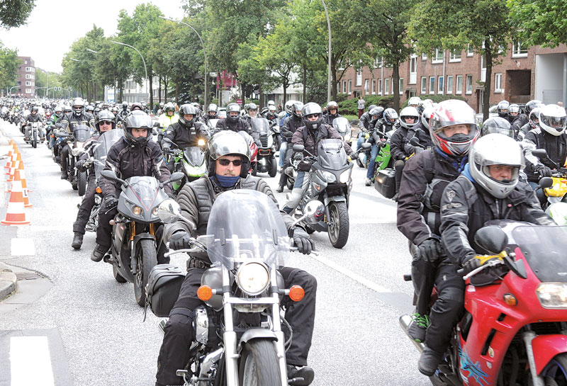 Stau beim Mogo - da lohnt kein Durchfahren