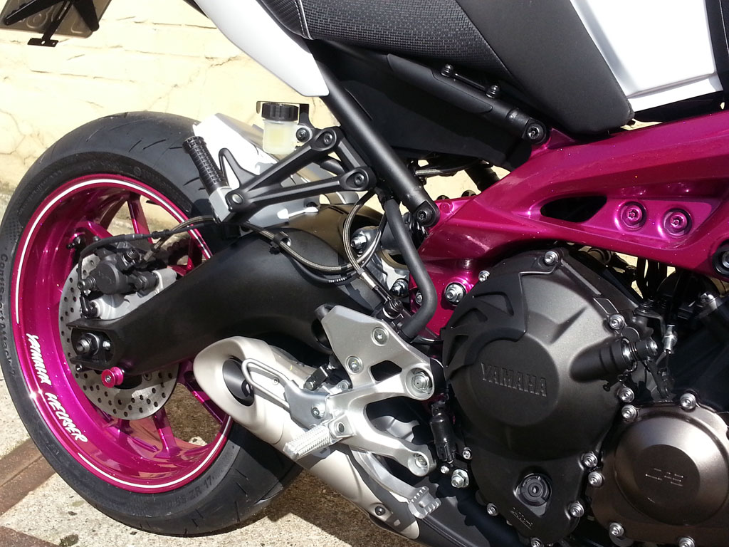 Pulver buntes Beispiel Rahmen und Felgen