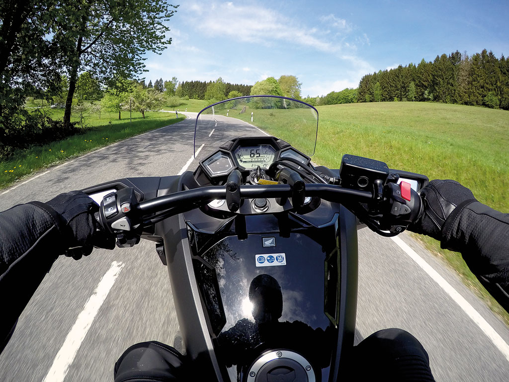 Honda Vultus 2015 Cockpit