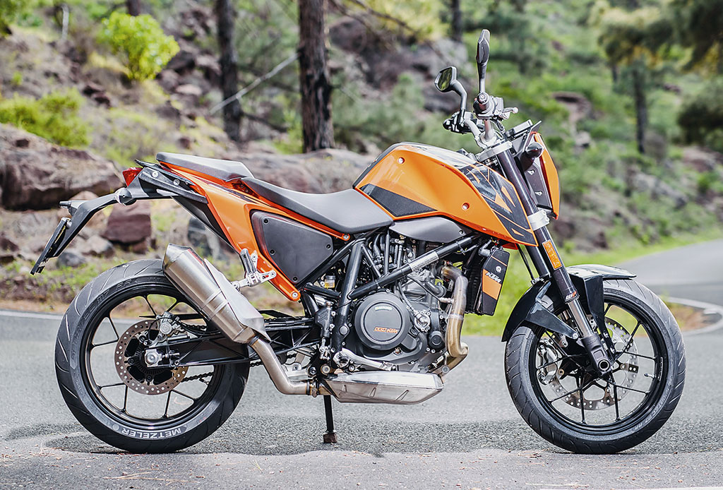 KTM Duke 690 rechts orange
