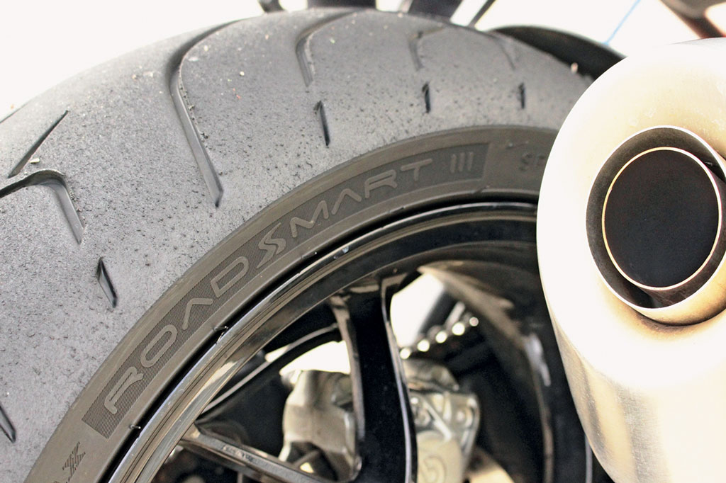 Auch knapp 1300 Rennstrecken Kilometer auf der 1290er Superduke konnten dem RoadSmart 3 nicht viel anhaben