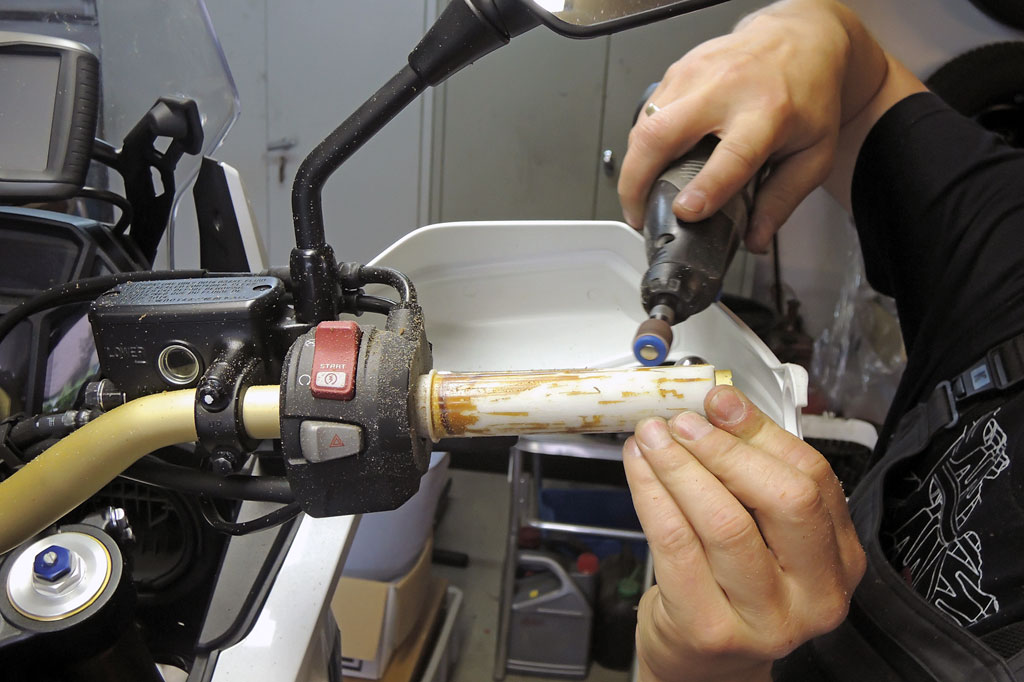 CLS Alten Griffkleber entfernen