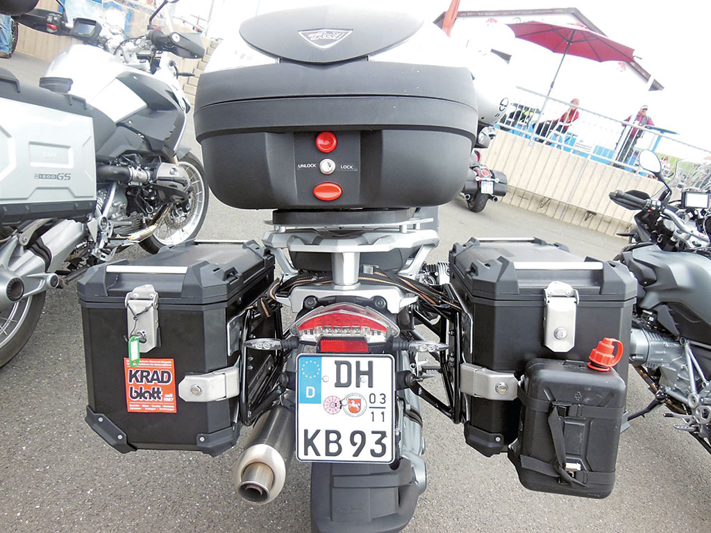 Trax Koffer an BMW GS