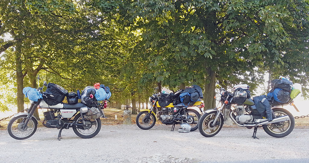 Markus MZ ETZ 250 Bj 1982 Michael Honda CJ 250T Bj 1979 Carl Honda CB 400 Bj 1980