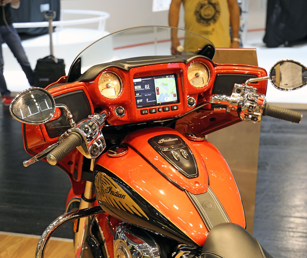 Indian Chieftain Ride Command Infotainment System ab 2017