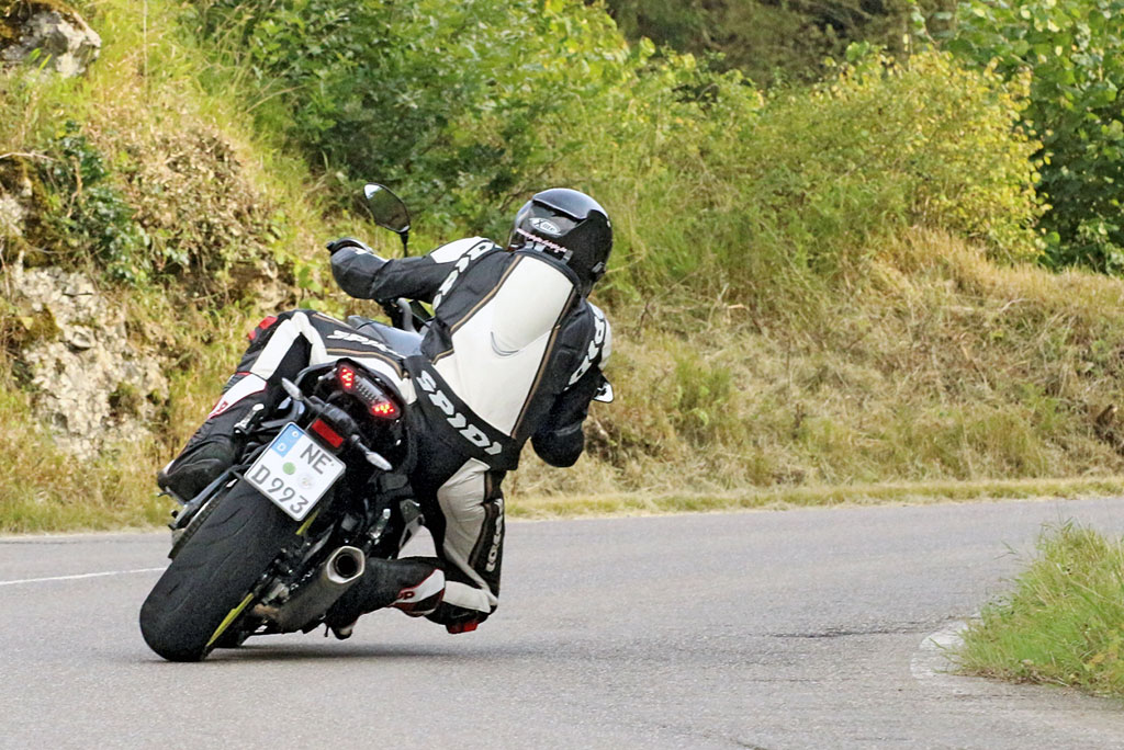 Yamaha MT10 Modell 2016 Action2 Foto Clemens Gleich