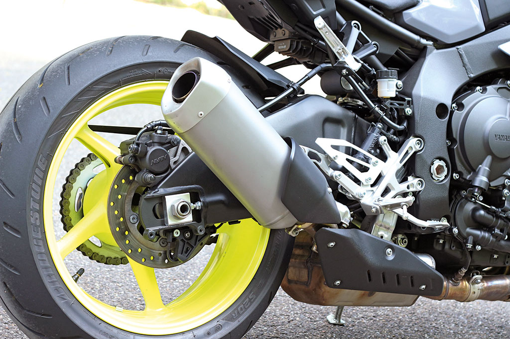 Yamaha MT10 Modell 2016 Auspuff