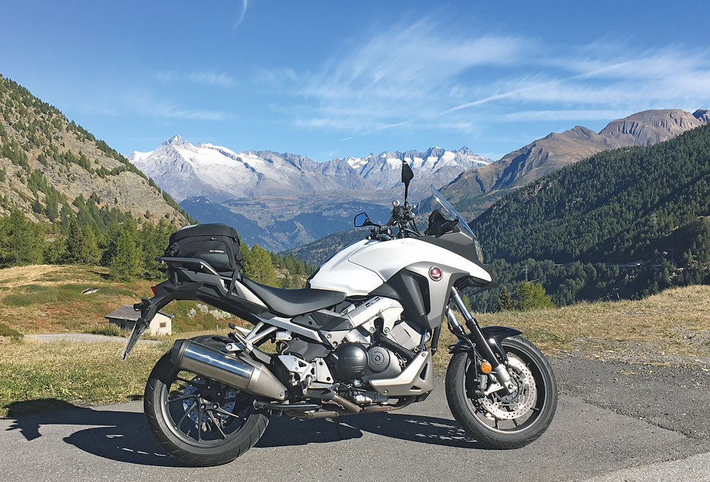 Honda VFR 800 X, Modell 2016