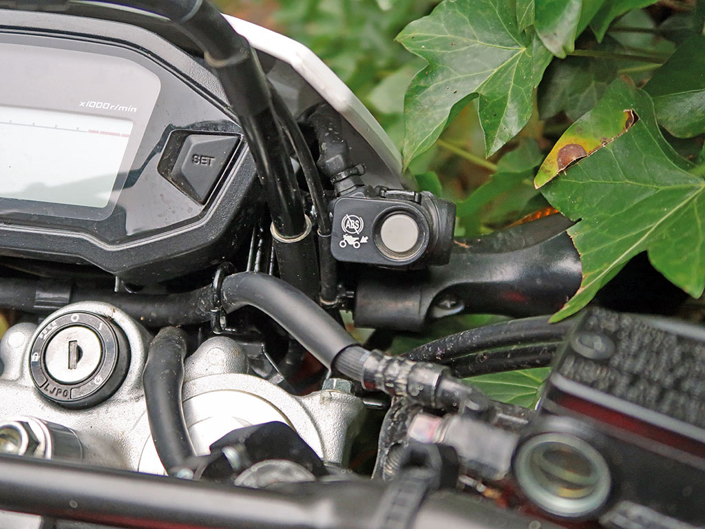 ABS am Hinterrad ist abschaltbar bei Honda CRF 250 L und Rally, Modelle 2017