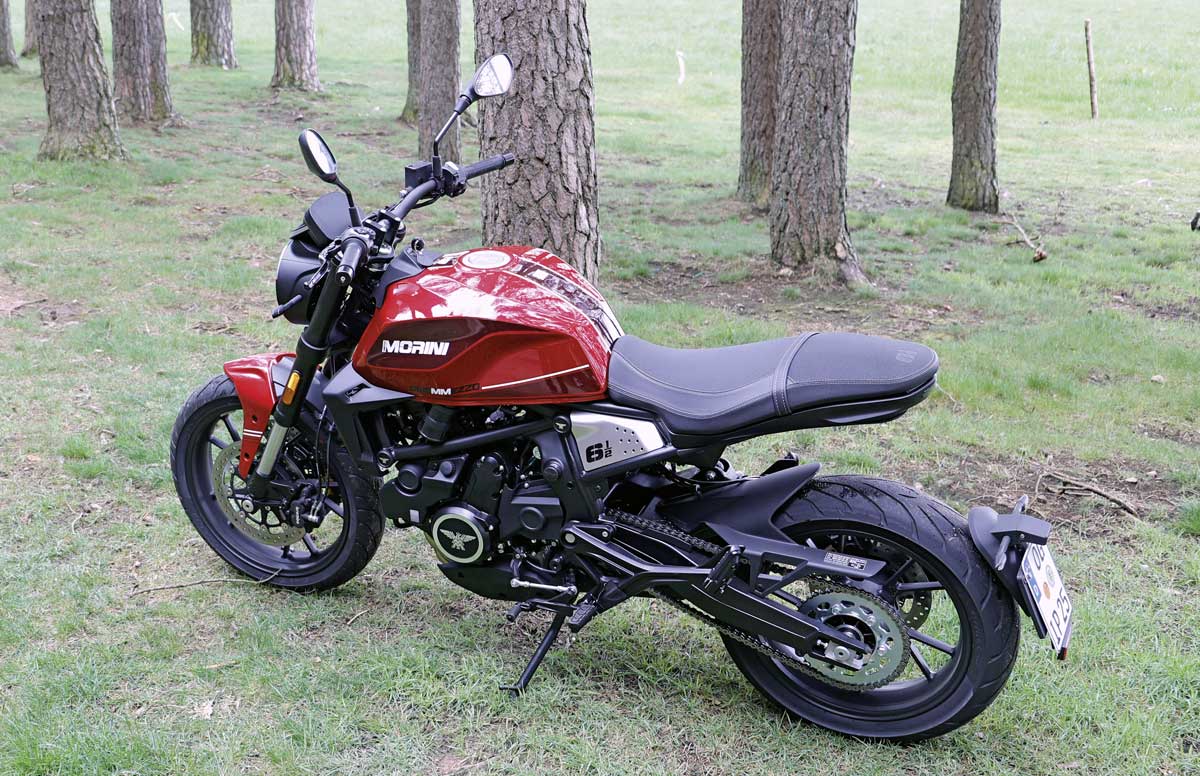 Moto Morini seiemmezzo STR