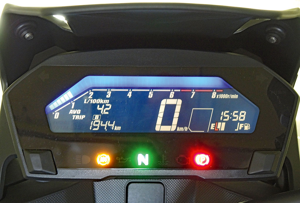 Volldigitales Cockpit der NC-Modelle