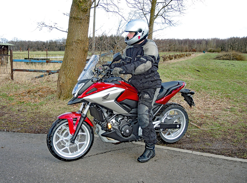 Besser On- als Offroad: Honda NC750X DCT Modell 2017