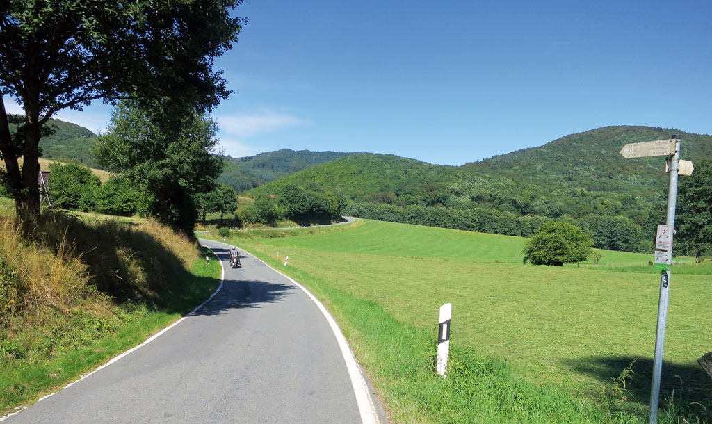 Sanfte Hügel, schöne Strecken rund um Biedenkopf