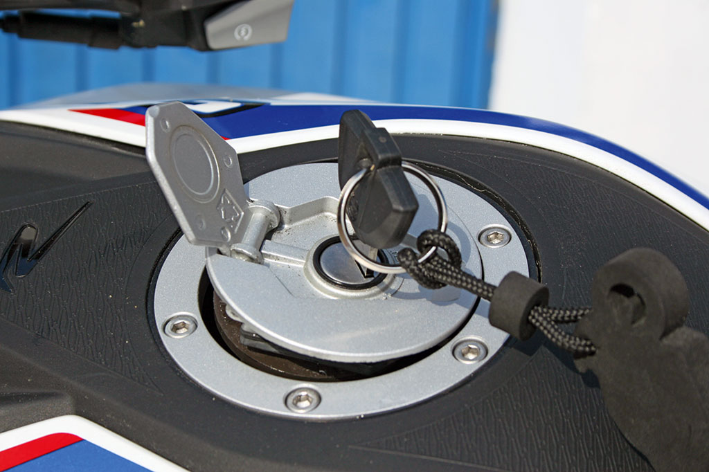 Tankdeckel - BMW G 310 R, Modell 2017