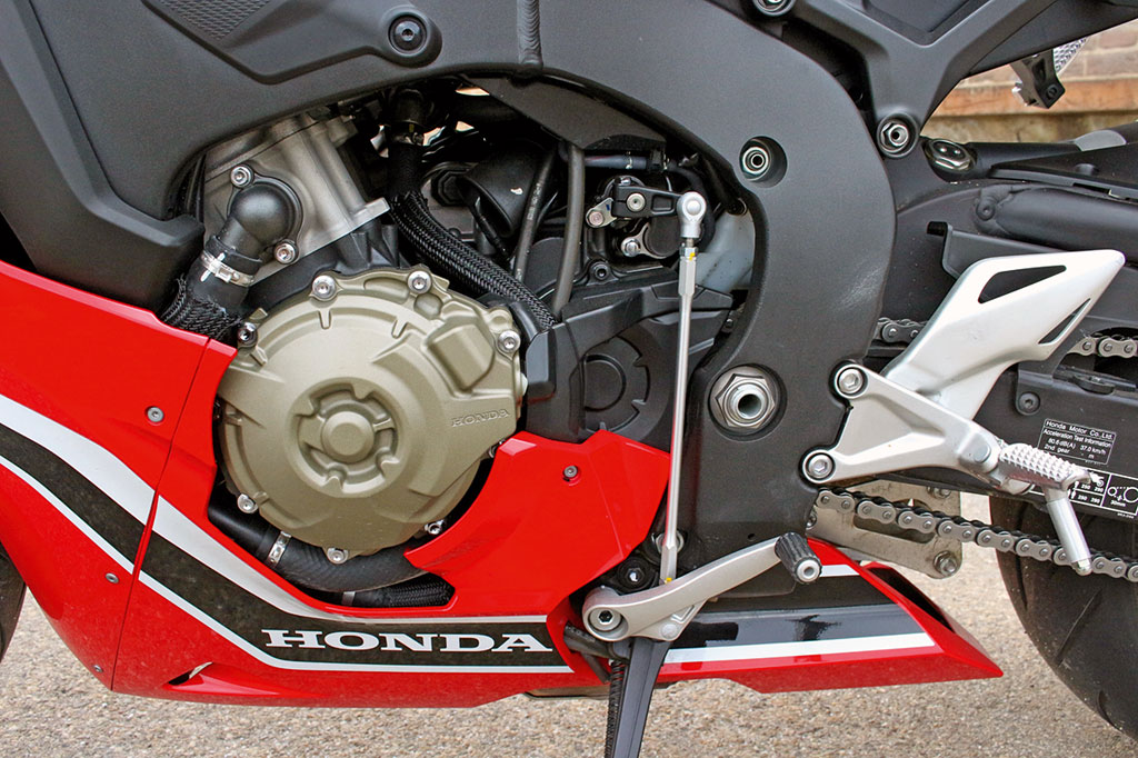 Schaltgestänge, Schaltschema leicht umkehrbar