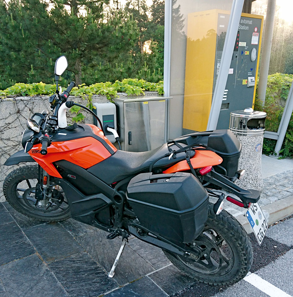 Abenteuer 2017: Ladesäulen - Mit der Zero SR nach Kroatien