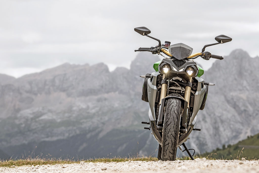 Nummer 5 lebt - Energica Eva Modell 2017 Nummer 5 lebt - Energica Eva Modell 2017