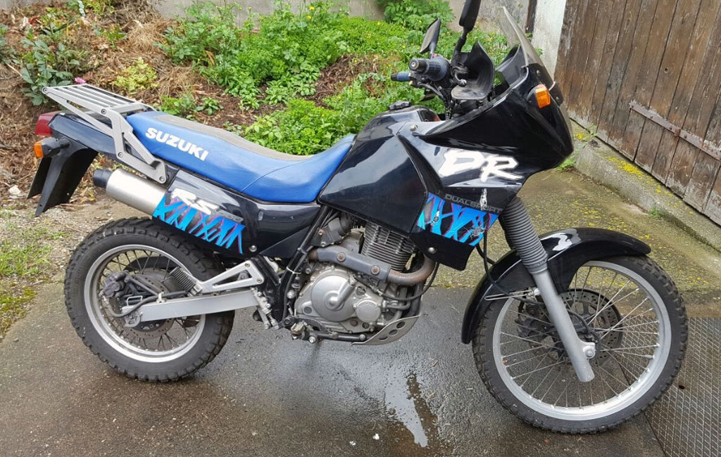 Umbau Suzuki DR 650 RSE zum Scrambler Umbau Suzuki DR 650 RSE zum Scrambler