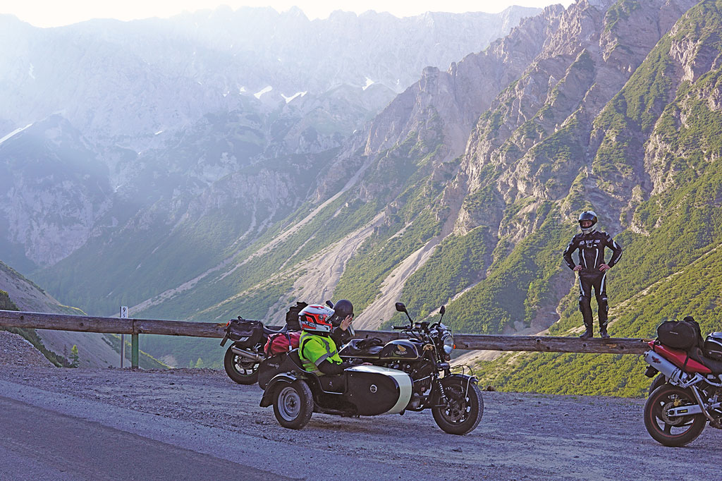 Mit dem Honda CX 500 Gespann in die Alpen