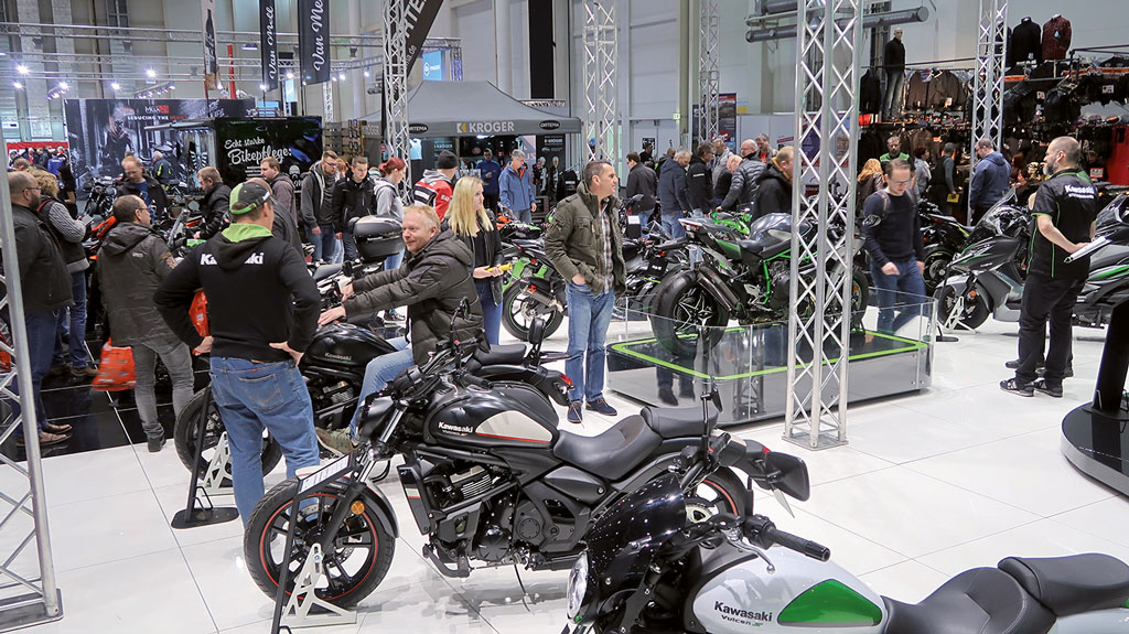 Das Live-Erlebnis auf einer Motorradmesse steigert die Vorfreude auf die Saison
