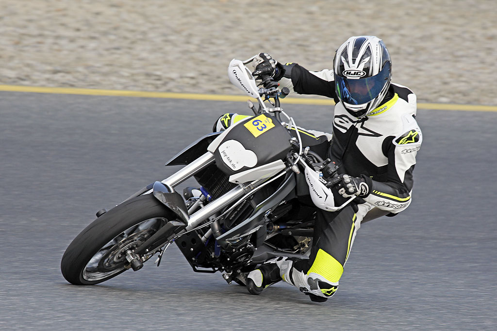 Angefixt - das erste Mal auf der Rennstrecke