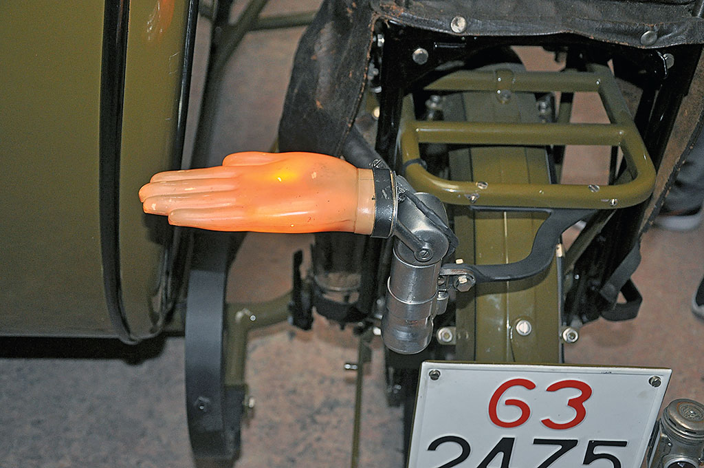 Mechanische Hand, Borgo Reading Standard Gespann, Bj. 1918