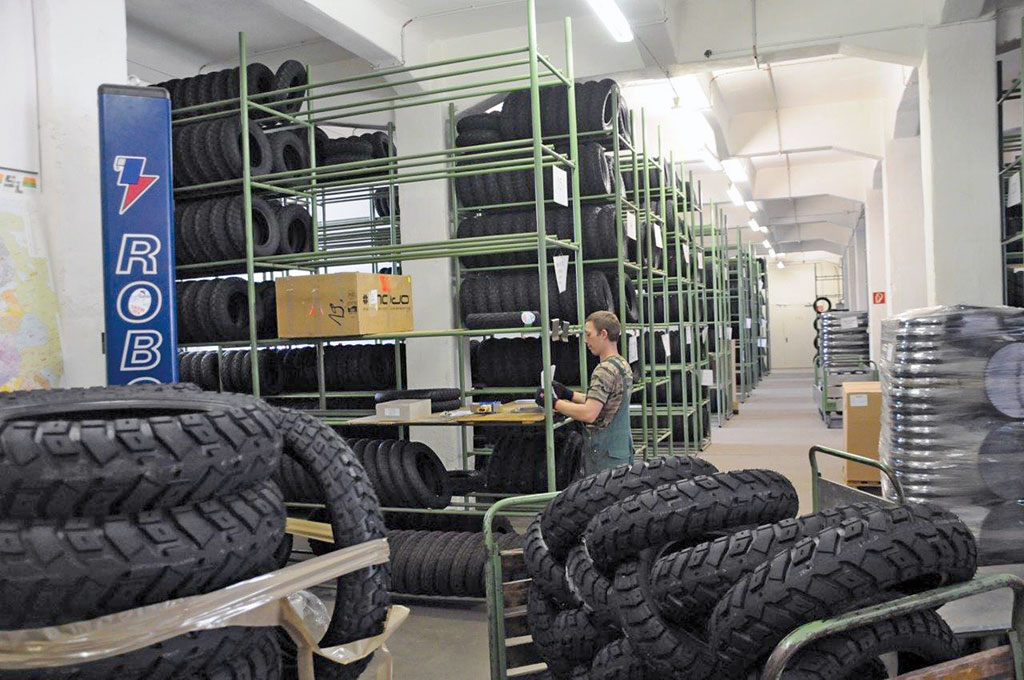 HEIDENAU - Auslieferungslager