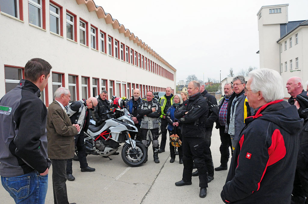 Begrüßung bei HEIDENAU zur Werksbesichtigung