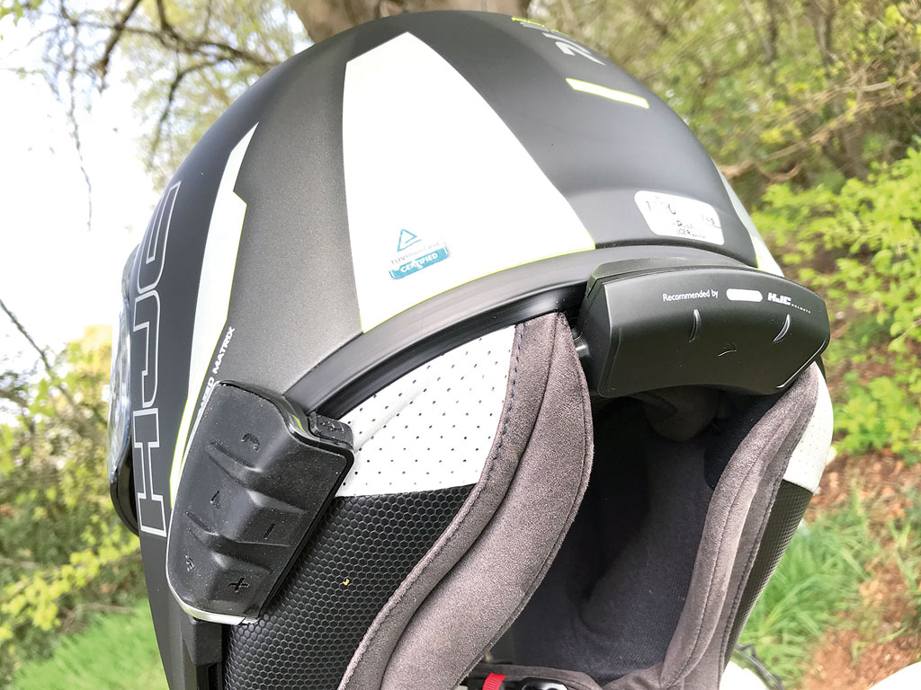 Cardo Packtalk Slim fertig eingebaut