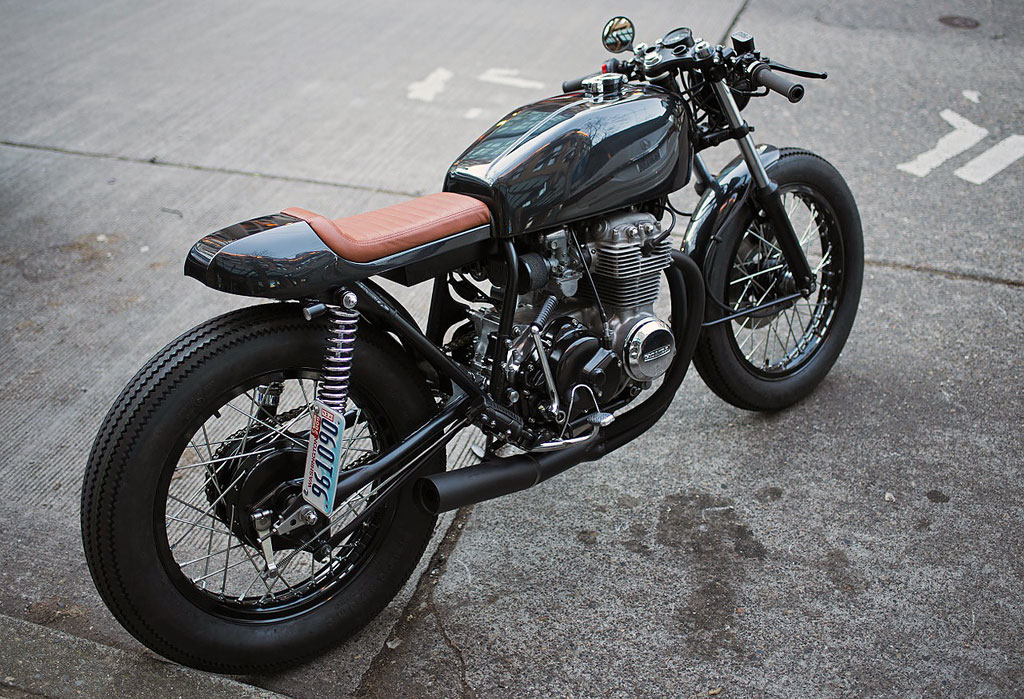 Honda CB Vintage Style - seitliches Kennzeichen Honda CB Vintage Style - seitliches Kennzeichen