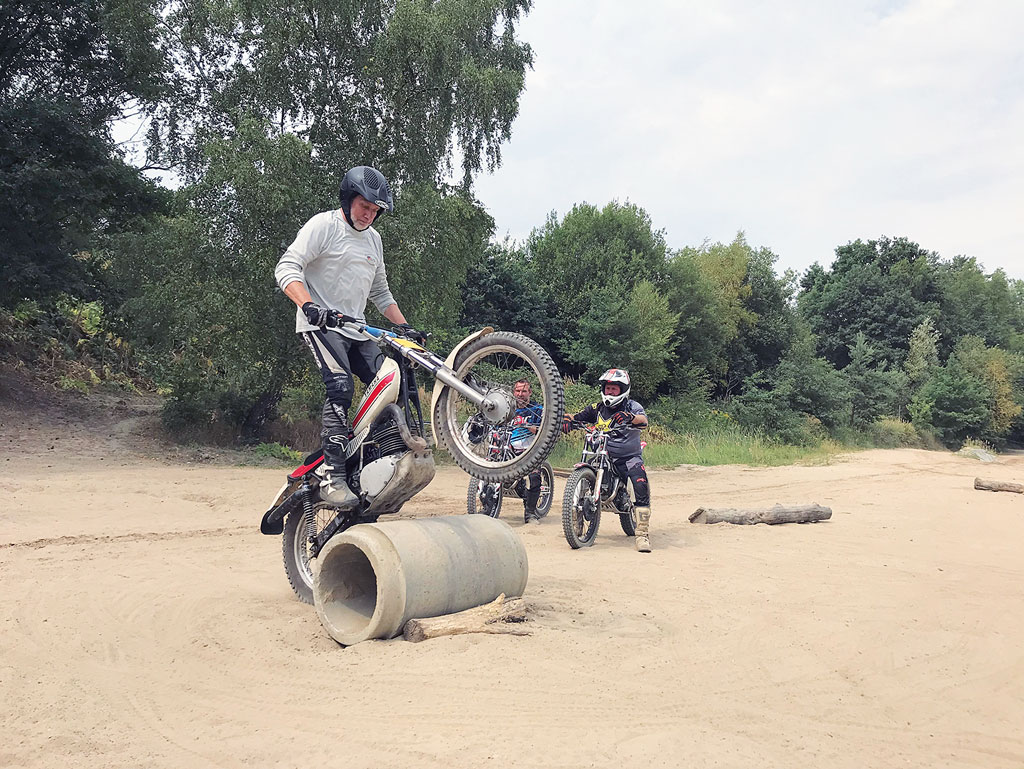 Trial Einsteigertraining - Hindernis überwinden