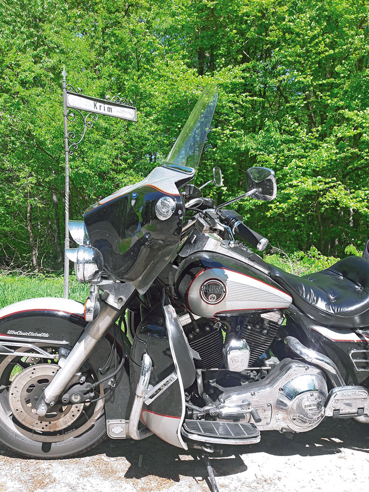 An der Krim mit Harley-Davidson Ultra Classic Electra Glide, Bj. 1989