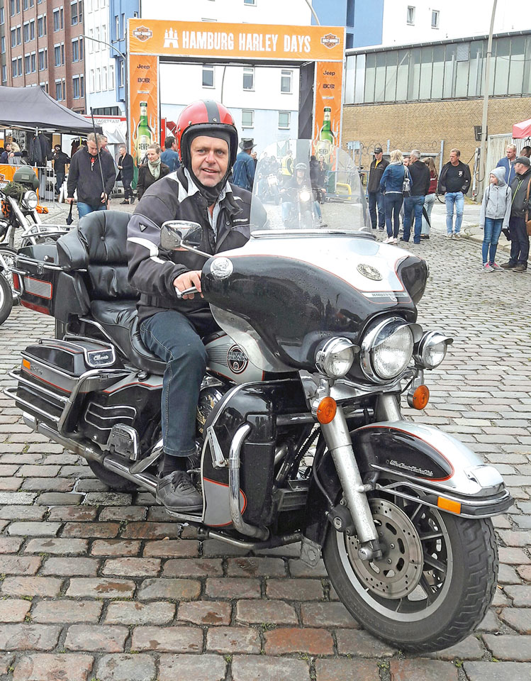 Auf den Hamburger Harley-Days mit Harley-Davidson Ultra Classic Electra Glide, Bj. 1989