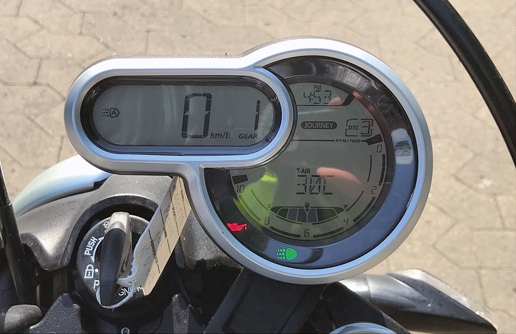 Cockpit - Ducati Scrambler 1100 Sport