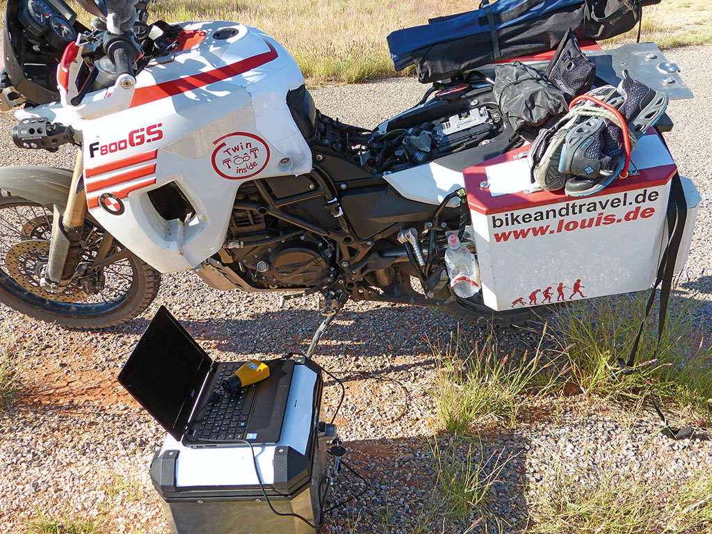 Fehlerspeicher auslesen auf Tour in Australien - www.bikeandtravel.de