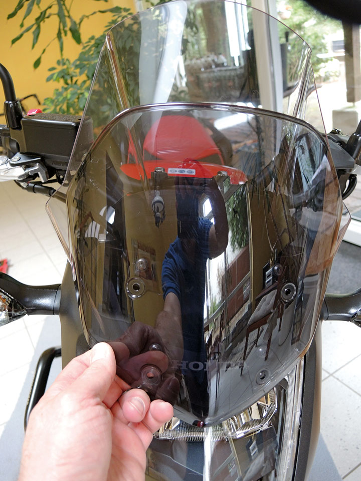 Höhere und breitere Scheibe von Puig für Honda NC 750 S DCT, Modell 2017