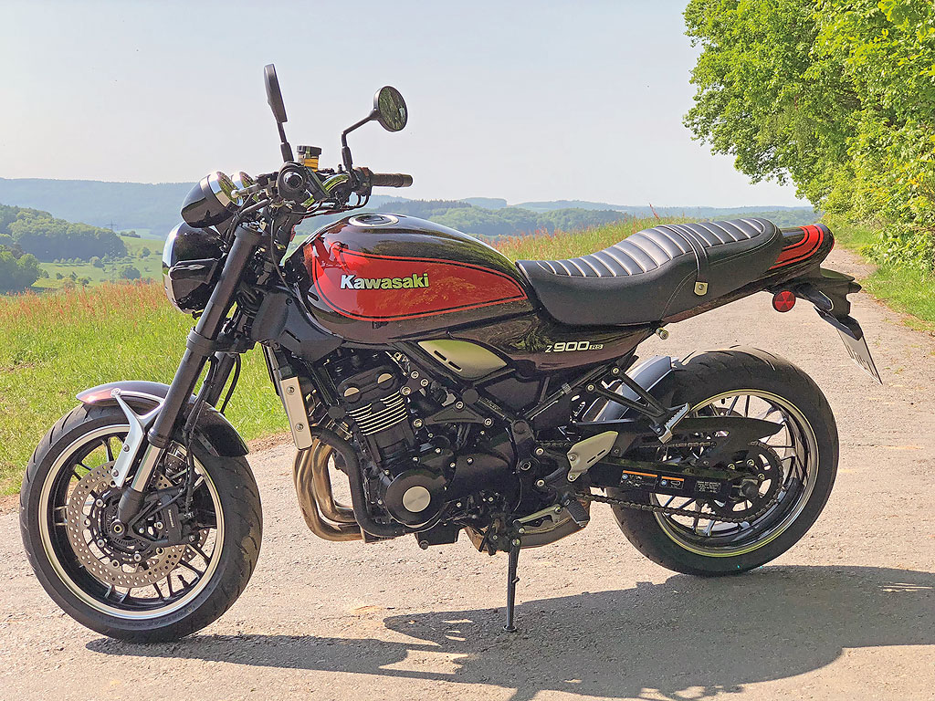 Kawasaki Z 900 RS, Modell 2018, links