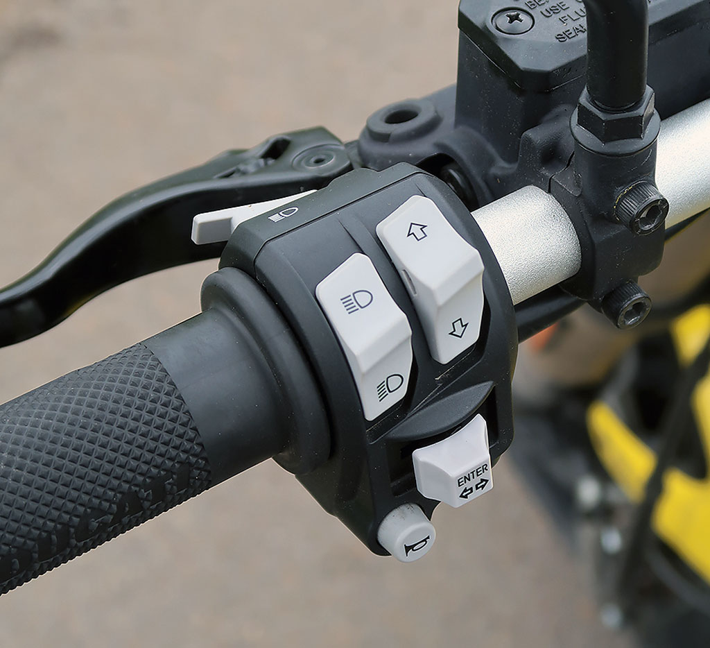 Funktionelle Schaltereinheiten der Ducati Scrambler 1100 Sport, Modell 2018