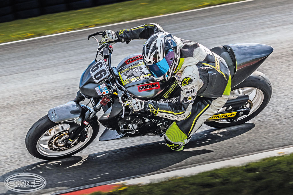 Timm Dettmers Twin Cup - Cojones Pictures