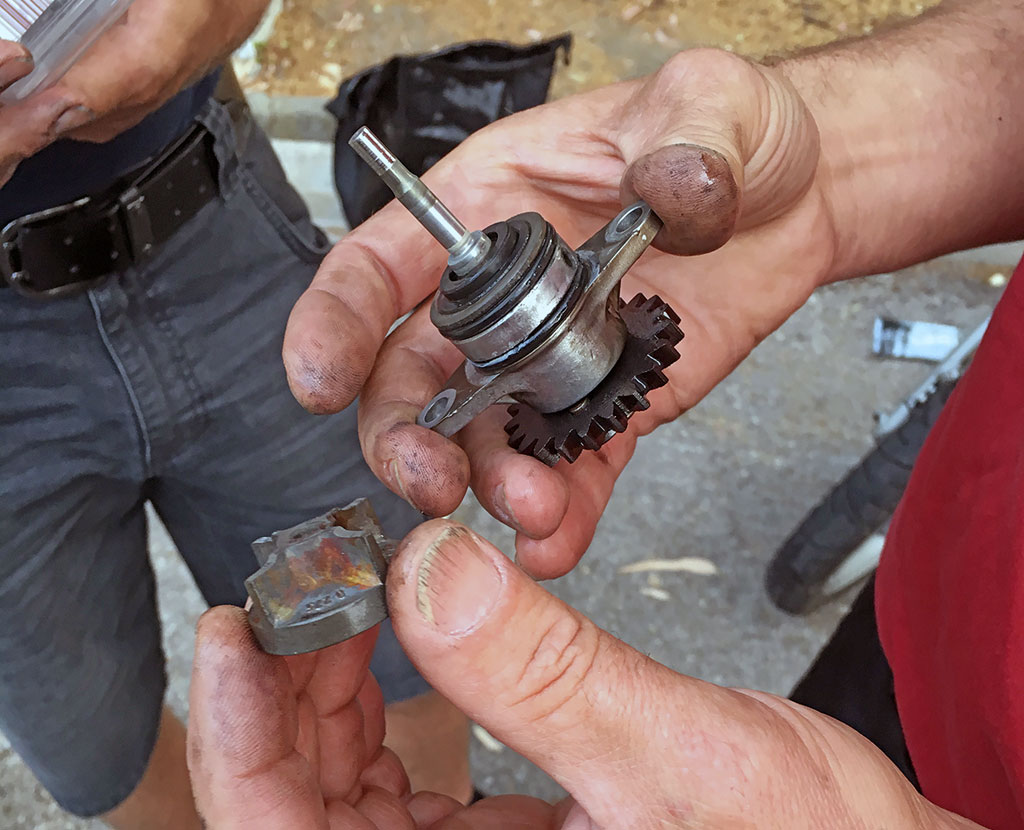 Defekte Wasserpumpe - Mit 50 ccm nach Gibraltar und zurück 