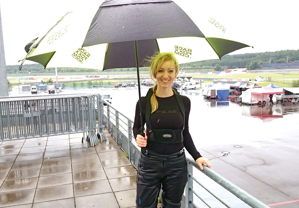 Regen beim Renntraining 